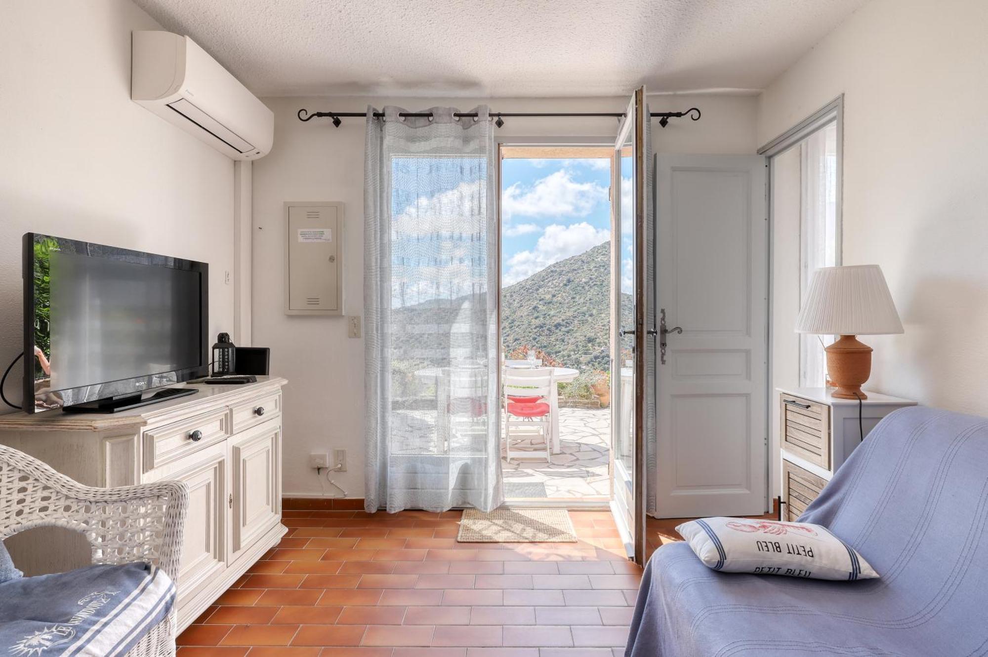 Vue exceptionnelle à Saint-Clair pour 5 personnes Apartamento Le Lavandou Exterior foto